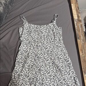 Old Navy Black and White Spaghetti Strap Sundress